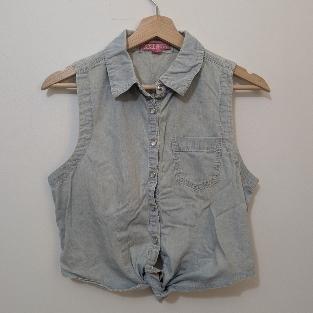 XXI Premium Denim Sleeveless Collared Light Blue Denim Top